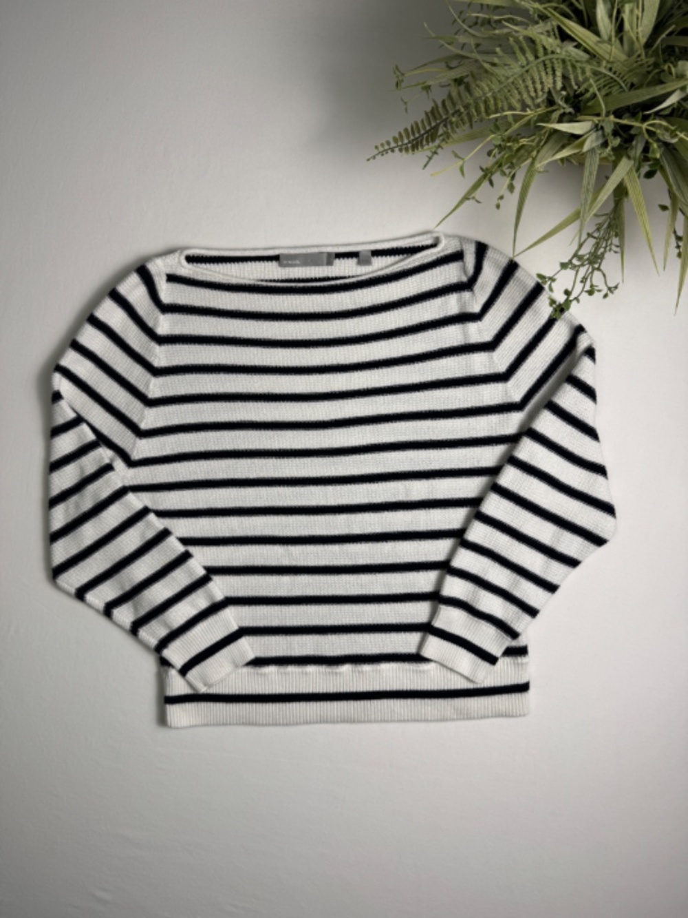 Vince Black and White Striped  Boatneck Knit Cotton Sweater Sz XS